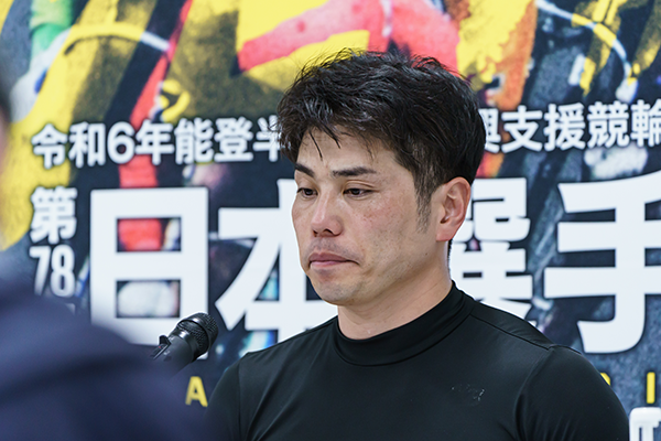 岩本俊介